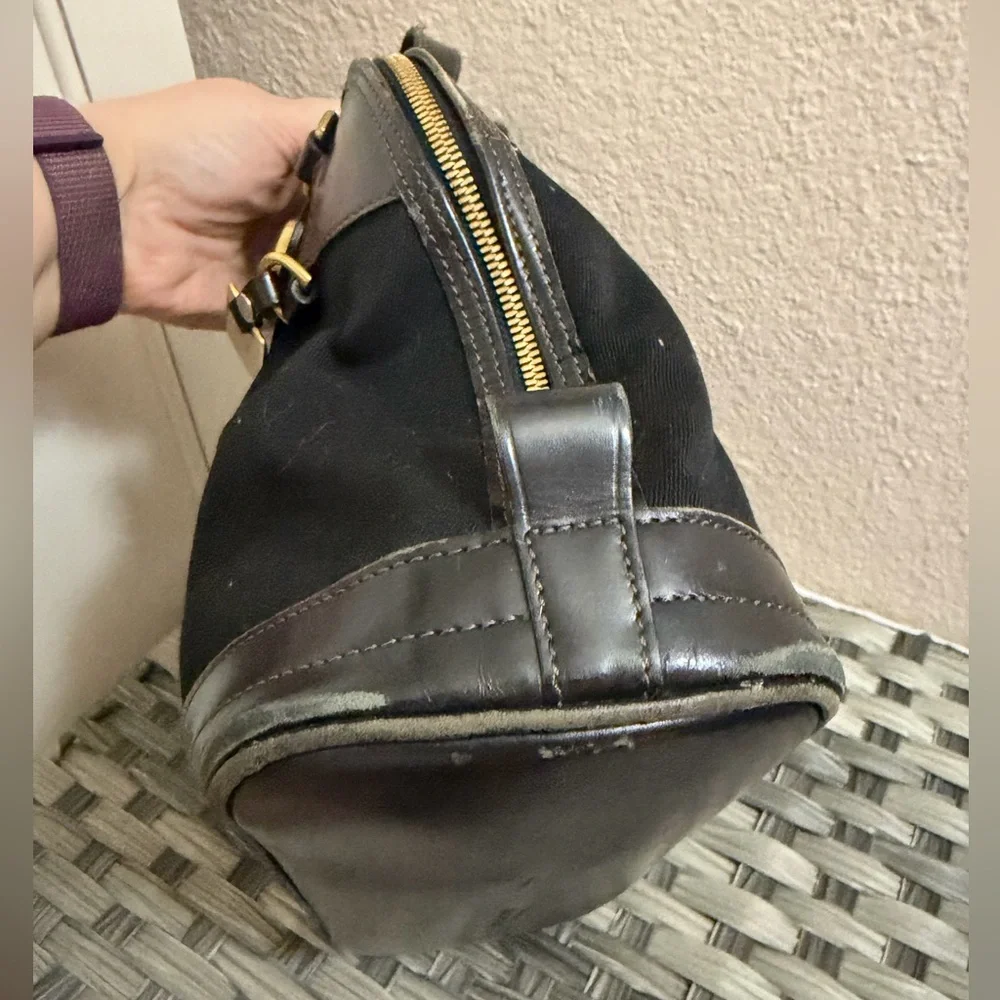 Dooney & Bourke Vintage Black Leather Satchel - Picture 12 of 16